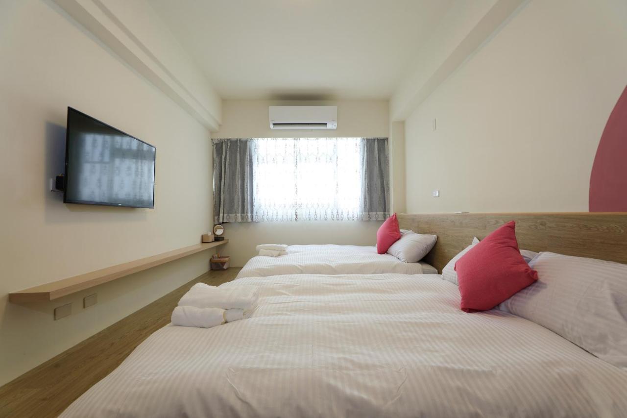 Colorful Balloons Homestay Маґун Екстер'єр фото