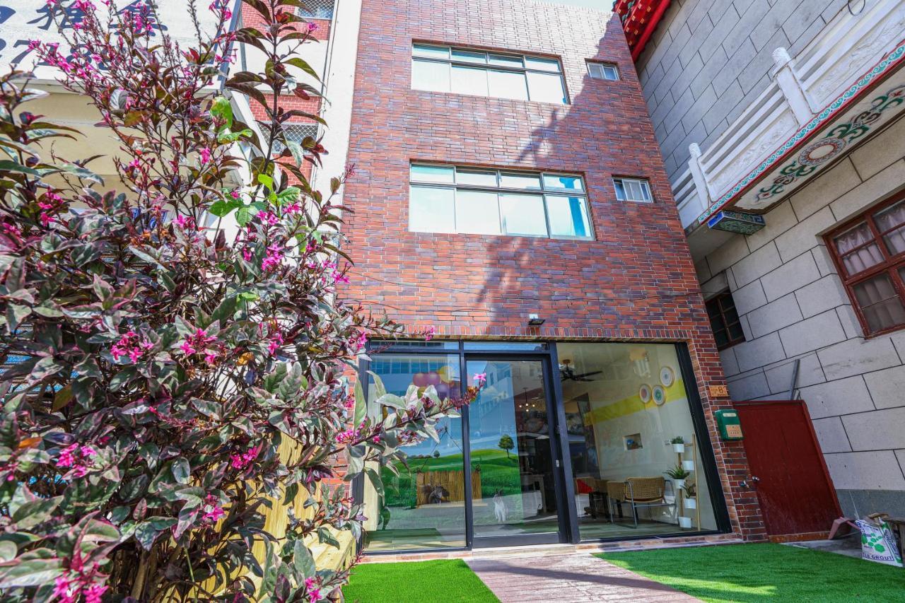 Colorful Balloons Homestay Маґун Екстер'єр фото